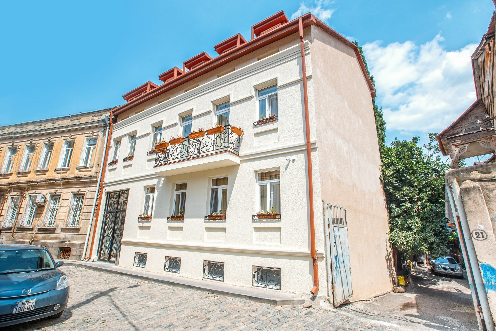 Le Caucase Tbiliszi Kültér fotó
